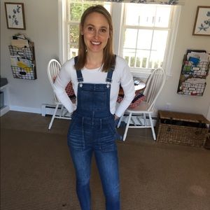 Meet your Posher, Helen